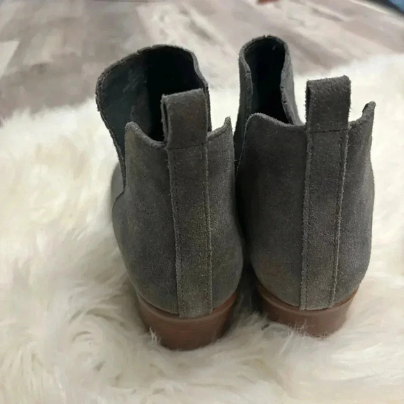 Dolce Vita Kadie gray leather ankle bootie block wood heel sz 9 - Picture 3 of 10